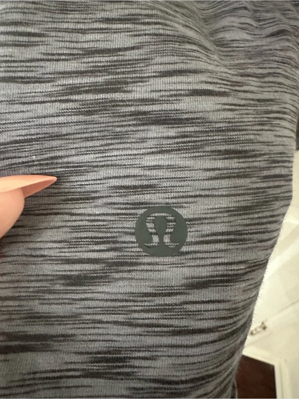 Lululemon Heathered Gray Racerback Athletic Tank Top - Size 8